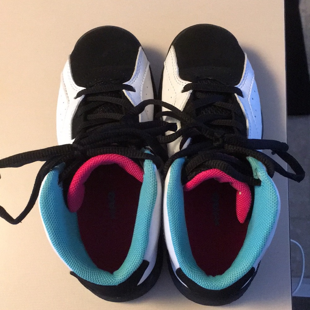 Youth basketball sneakers - Picture 6 of 6